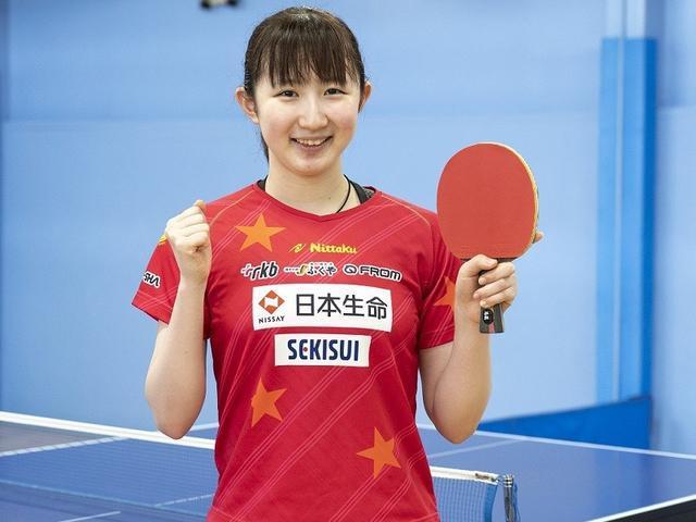 手递手 手递手